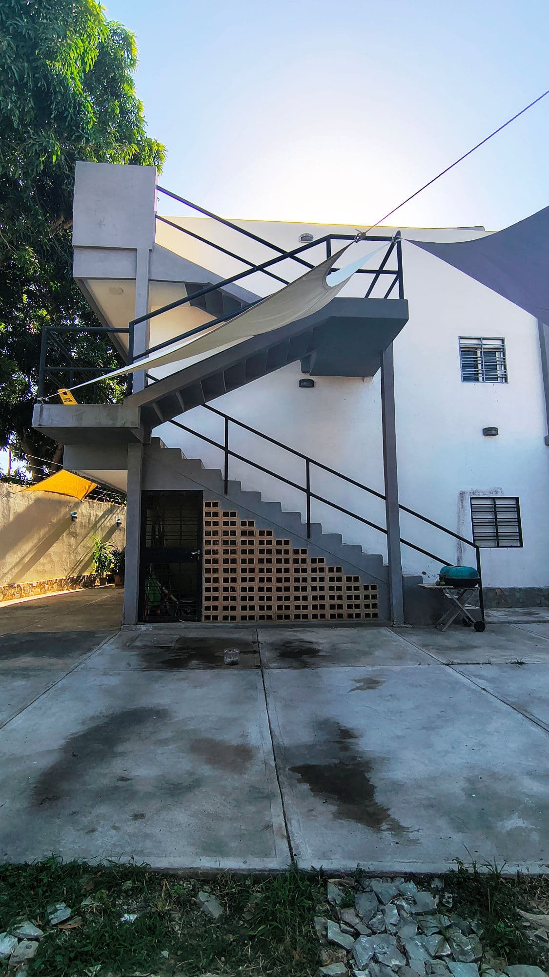 Edificio en Venta, Los Robles (cercanoi a Rattan Plaza)