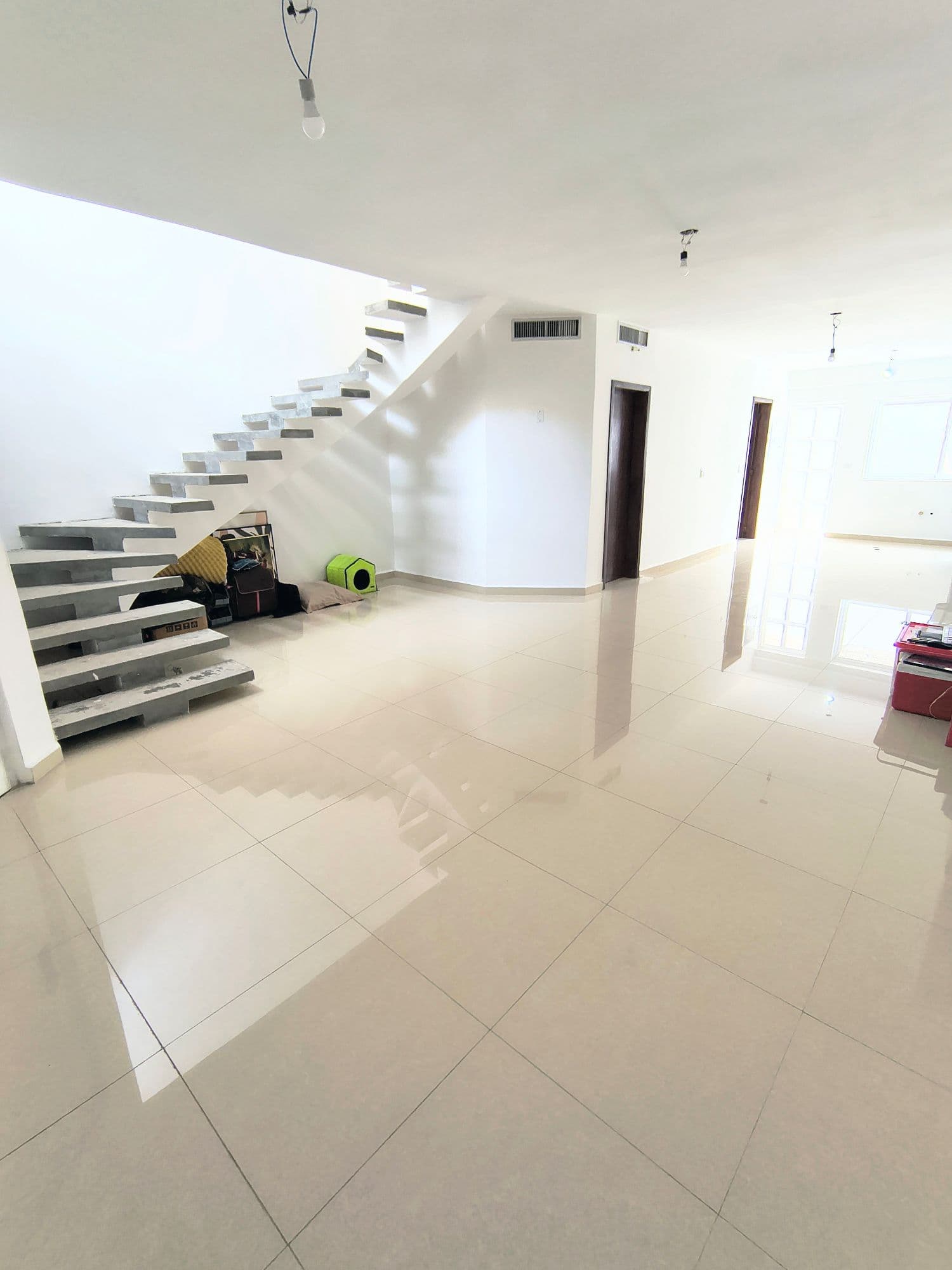 Town House a estrenar, Costa Azul